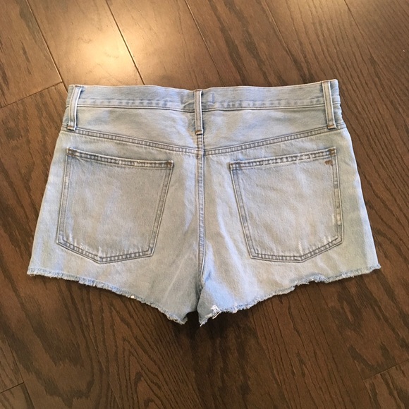 Madewell relaxed denim shorts. Size 30 - Picture 2 of 2